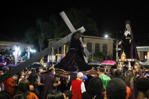 Leia mais sobre o artigo Semana Santa de Andrelândia reuniu centenas de fiéis